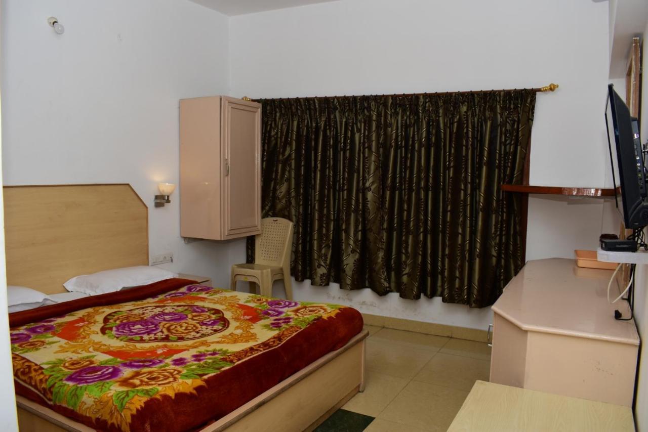 كوديكانال Hotel Ruby International المظهر الخارجي الصورة
